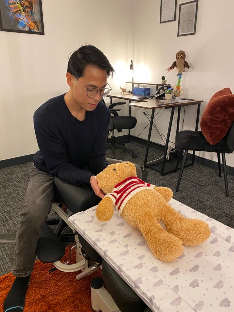 journey chiropractic chiropractor edinburgh park paediatric patient neck treatment