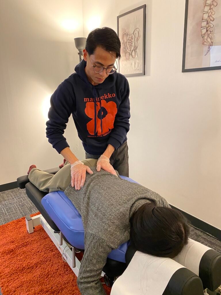 journey chiropractic chiropractor edinburgh park pregnant woman pelvic treatment