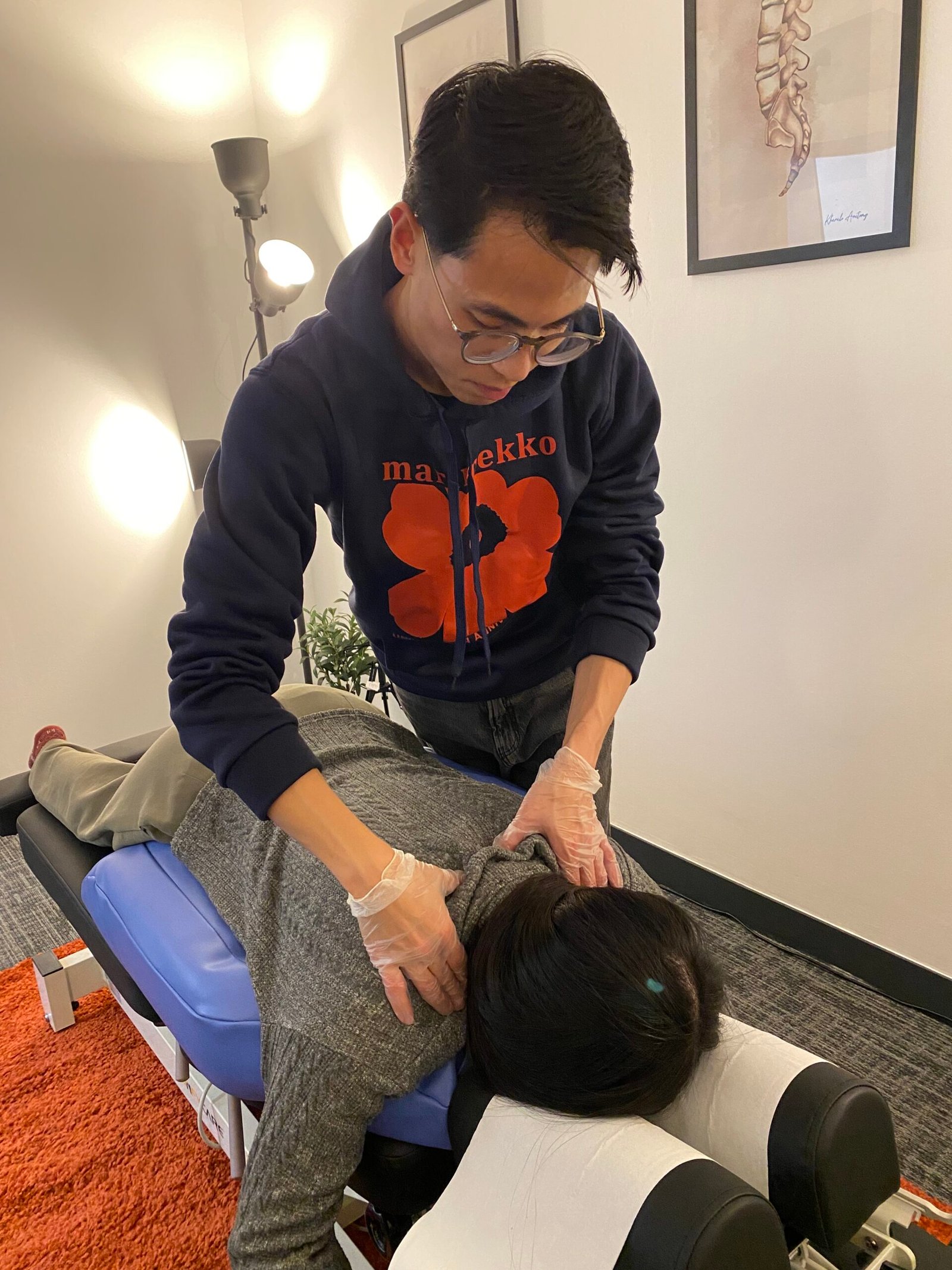 journey chiropractic chiropractor edinburgh park pregnant woman treatment